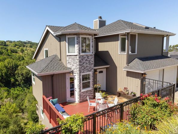 10353 Royal Oak Rd, Oakland CA 94605