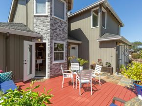 10353 Royal Oak Rd, Oakland CA 94605