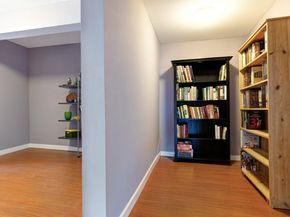 10353 Royal Oak Rd, Oakland CA 94605