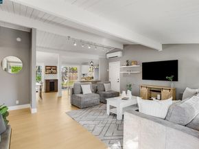 2261 Gehringer Dr, Concord CA 94520