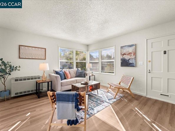 4135-4137 West St, Oakland CA 94608