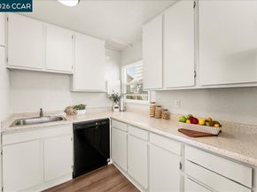 4135-4137 West St, Oakland CA 94608