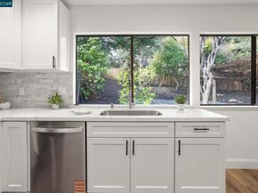 2185 Greenridge Dr, Richmond CA 94803