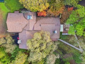 858 Mountain View Dr, Lafayette CA 94549