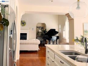 7111 Eagle Ridge Dr., Gilroy CA 95020