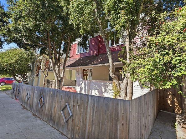 604 56Th St, Oakland CA 94609