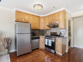 1515 14Th Ave 305, Oakland CA 94606