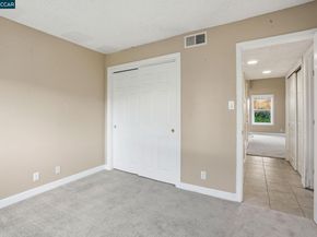 1160 Kenwal Rd D, Concord CA 94521