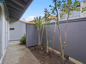 1160 Kenwal Rd D, Concord CA 94521