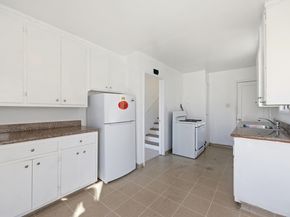 1442 92nd Avenue, Oakland CA 94603