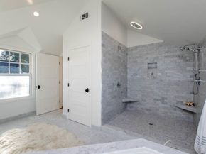 1427 Bay St, Alameda CA 94501