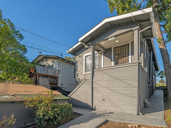6628 Brann St, Oakland CA 94605