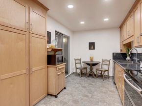 323 Monte Vista Ave 107, Oakland CA 94611