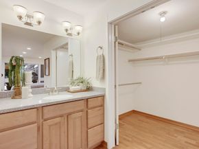 323 Monte Vista Ave 107, Oakland CA 94611