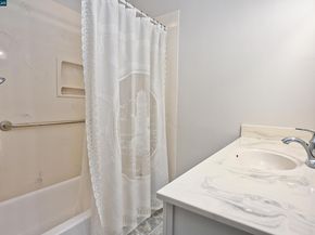 1013 Pleasant Valley Dr, Pleasant Hill CA 94523