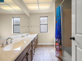 5017 Murchio Dr, Concord CA 94521