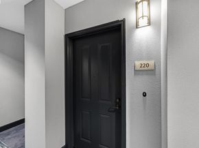 423 7Th St 220, Oakland CA 94607