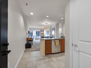 423 7Th St 220, Oakland CA 94607
