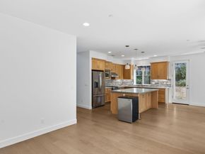 1200 Stonecrest Ln, Concord CA 94518