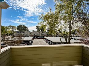 140 Reflections Dr 21, San Ramon CA 94583