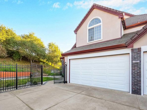 4080 Woodstock Rd., Hayward CA 94542