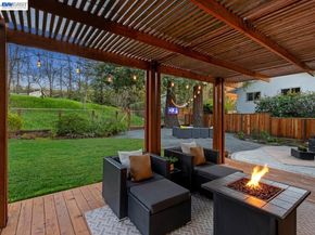 14 E Leeds Ct, Danville CA 94526