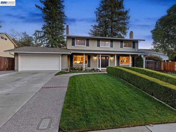 14 E Leeds Ct, Danville CA 94526