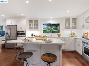 14 E Leeds Ct, Danville CA 94526