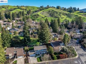 14 E Leeds Ct, Danville CA 94526