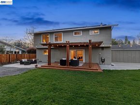 14 E Leeds Ct, Danville CA 94526