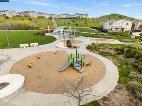 3016 Threecastles Way, Dublin CA 94568