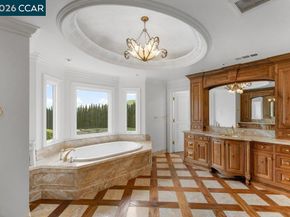 10 Serenity Ln, Alamo CA 94507