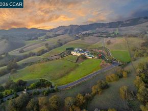 10 Serenity Ln, Alamo CA 94507