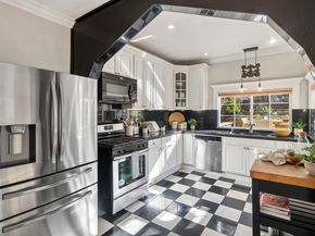 3340 Harrison St, Oakland CA 94611