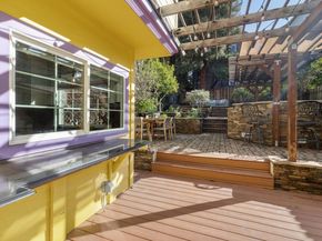 3340 Harrison St, Oakland CA 94611