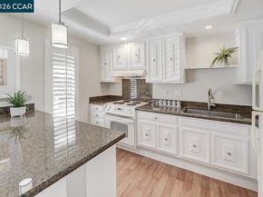 1324 Canyonwood Ct 1, Walnut Creek CA 94595