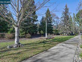 1548 Golden Rain Rd 9, Walnut Creek CA 94595