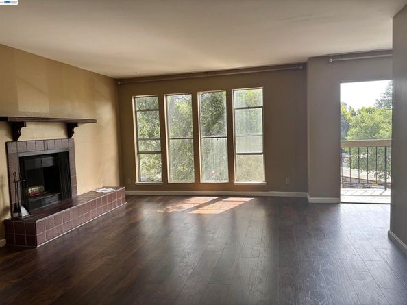 5335 Broadway Terrace 204, Oakland CA 94618