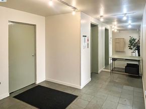 5335 Broadway Terrace 204, Oakland CA 94618