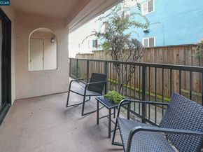 322 Hanover Ave 107, Oakland CA 94606