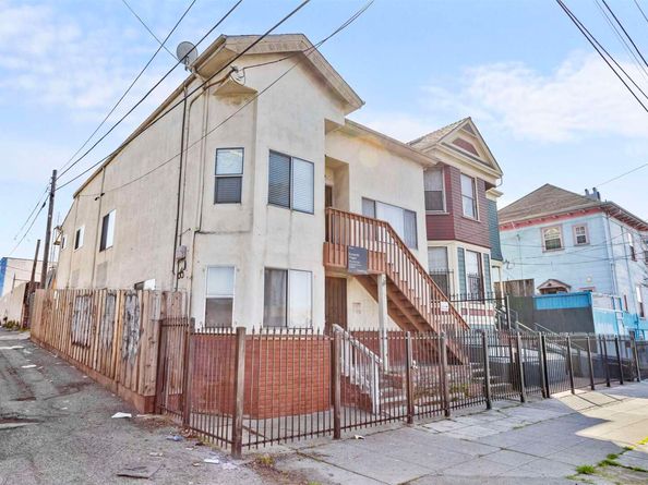 1418 15TH, Oakland CA 94606