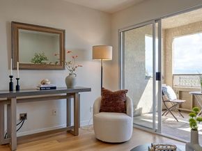 685 Dartmore Ln 365, Hayward CA 94544