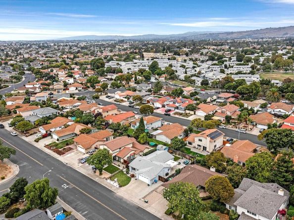 32451 Regents Blvd., Union City CA 94587