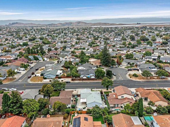 32451 Regents Blvd., Union City CA 94587