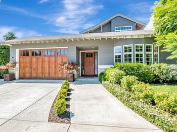 375 Hillview Dr