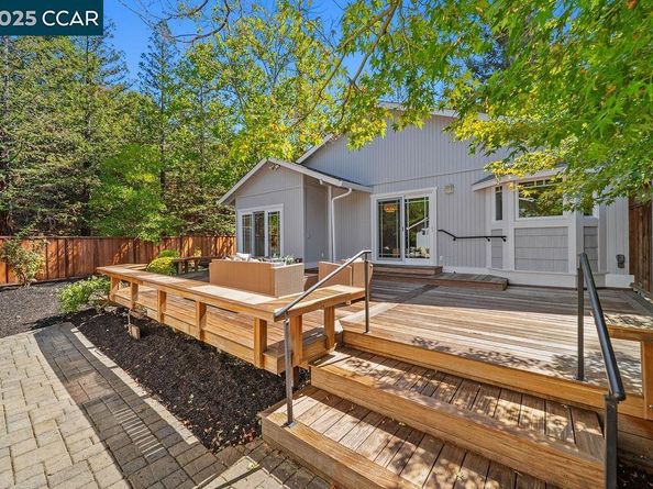 4 Brookdale Court, Alamo CA 94507