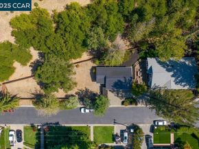4 Brookdale Court, Alamo CA 94507