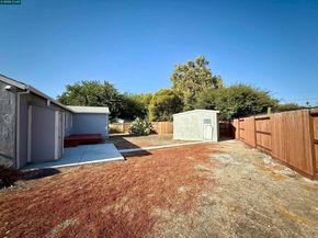 2311 Crescent Dr, Concord CA 94520