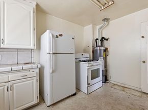 9308 F St, Oakland CA 94603