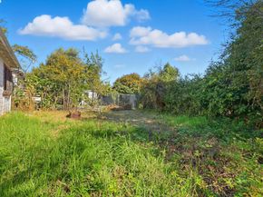 9308 F St, Oakland CA 94603